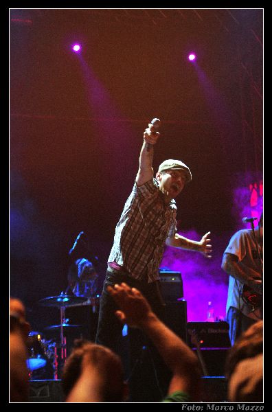 Flogging Molly Live 2011 Italy